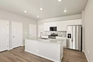 22175 E 7th Pl, Aurora, CO 80018 - Photo 7