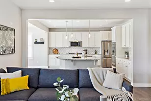 8102 Adams Fork Ave, Littleton, CO 80125 - Photo 11