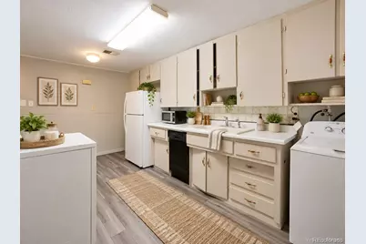 1608 W Powers Avenue, Littleton, CO 80120 - Photo 7