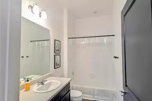 981 S Sable Blvd, Aurora, CO 80012 - Photo 7