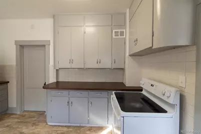 135 S 3rd Avenue, Brighton, CO 80601 - Photo 11