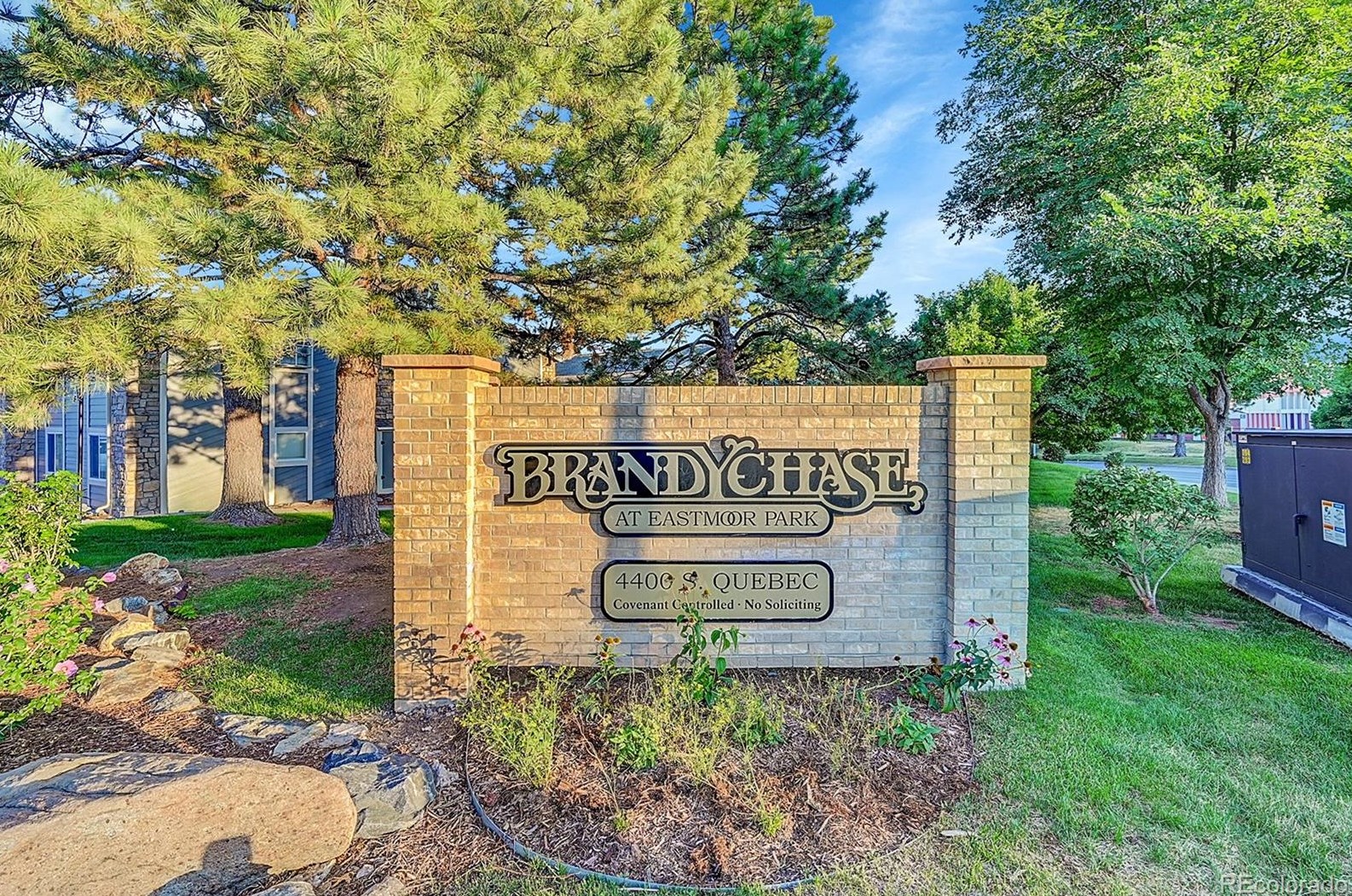 4400 Quebec St, Denver CO  80237-2602 exterior