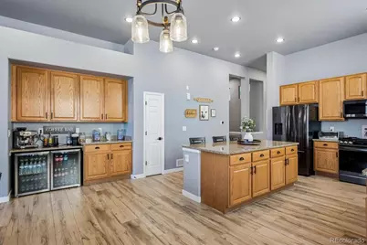 11096 Newark Street, Commerce City, CO 80640 - Photo 9