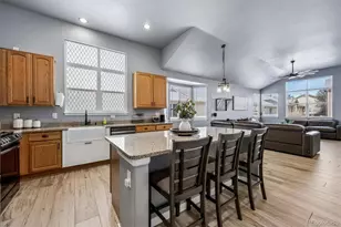 11096 Newark St, Commerce City, CO 80640 - Photo 5
