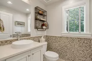 1135 S Grant St, Denver, CO 80210 - Photo 13