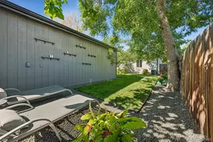3060 Clermont St, Denver, CO 80207 - Photo 23