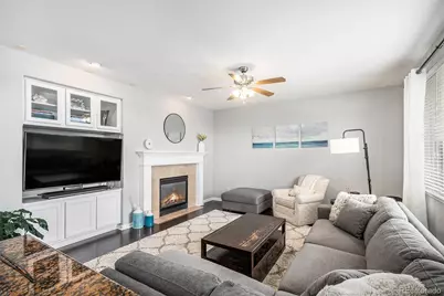 10547 Laurelglen Circle, Highlands Ranch, CO 80130 - Photo 3