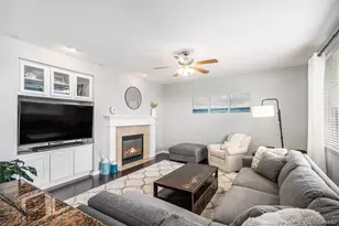 10547 Laurelglen Cir, Highlands Ranch, CO 80130 - Photo 3