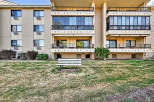 2868 S Heather Gardens Way, Aurora, CO 80014 - Photo 27