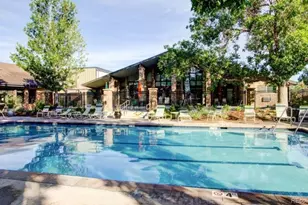 2868 S Heather Gardens Way, Aurora, CO 80014 - Photo 33