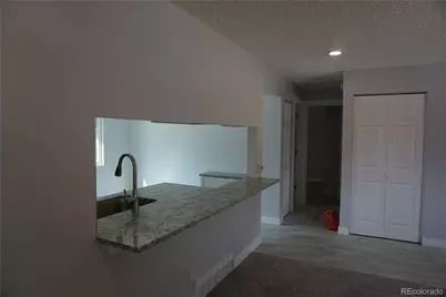 5527 Chandler Court, Denver, CO 80239 - Photo 7