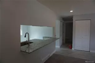5527 Chandler Ct, Denver, CO 80239 - Photo 7
