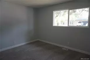 5527 Chandler Ct, Denver, CO 80239 - Photo 17