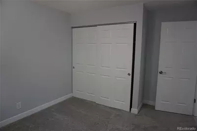5527 Chandler Court, Denver, CO 80239 - Photo 15