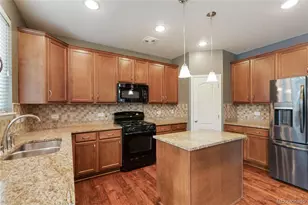 4879 S Picadilly Ct, Aurora, CO 80015 - Photo 11