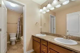 4879 S Picadilly Ct, Aurora, CO 80015 - Photo 17