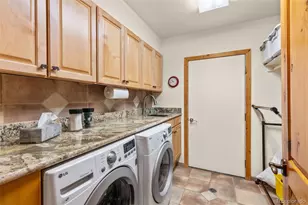 211 Tarnwood Dr, Breckenridge, CO 80424 - Photo 27