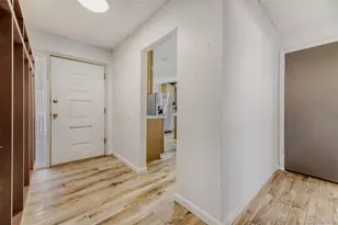 1147 S Kendall Ct, Lakewood, CO 80232 - Photo 5