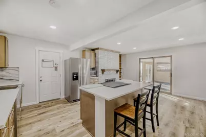 1147 S Kendall Court, Lakewood, CO 80232 - Photo 9