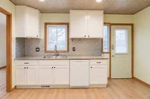 5501 Norwood Ave, Loveland, CO 80538 - Photo 9