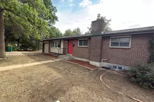 562 W Easter Ave, Littleton, CO 80120 - Photo 5