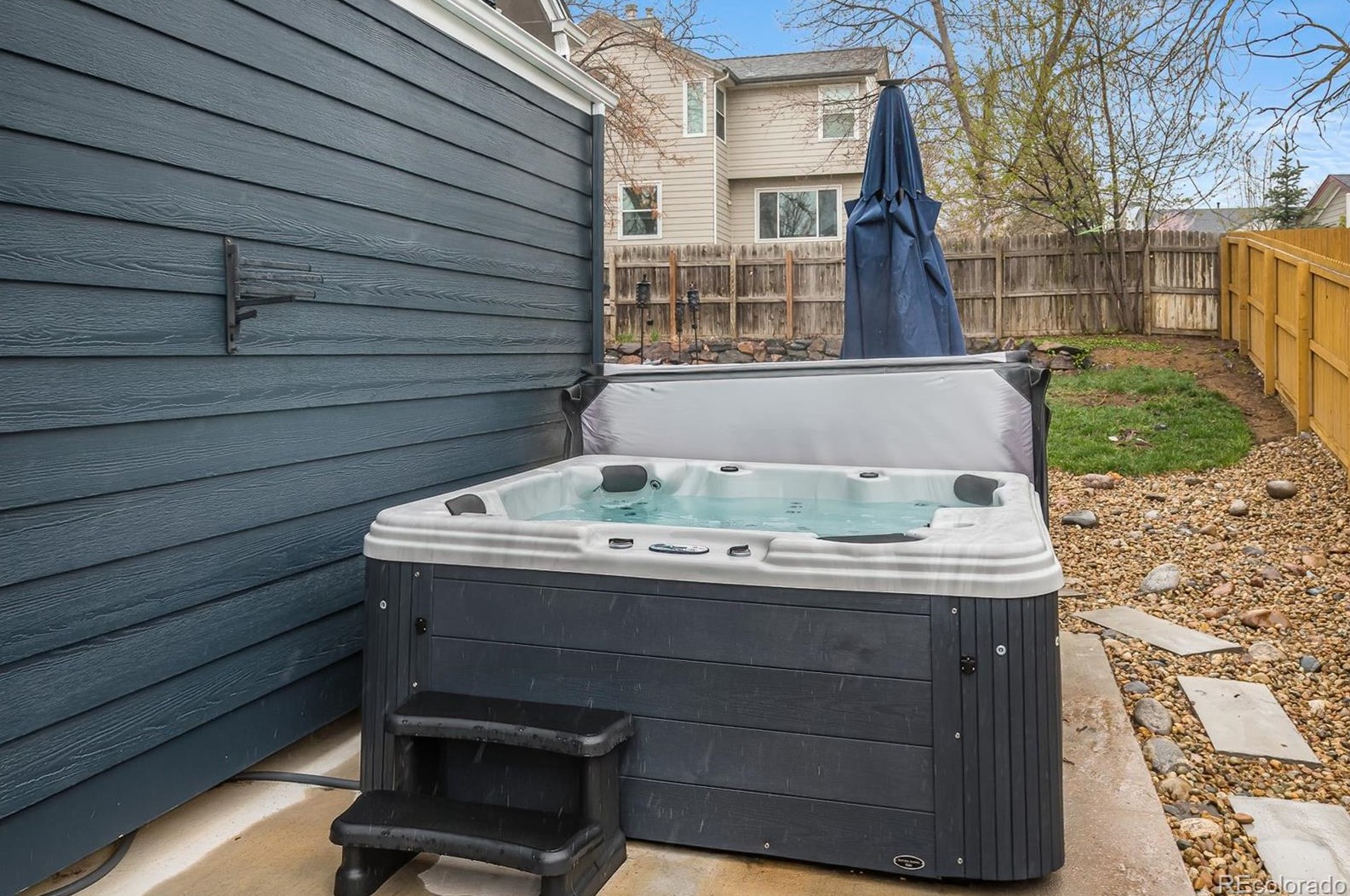 19334 Prentice Pl, Denver CO  80015-3716 exterior
