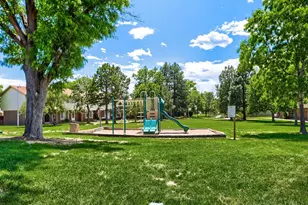 1272 S Troy St, Aurora, CO 80012 - Photo 23