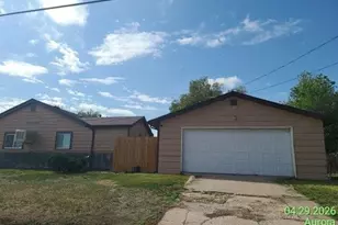 1297 Worchester St, Aurora, CO 80011 - Photo 9