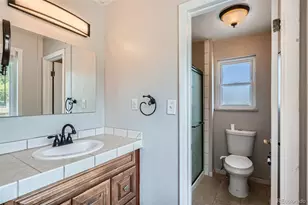 365 Titan St, Aurora, CO 80011 - Photo 17