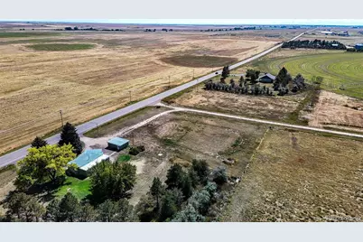 8475 Strasburg Road, Strasburg, CO 80136 - Photo 5