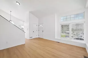 1156 S Rifle Cir, Aurora, CO 80017 - Photo 5