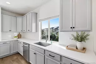 1030 Arrowhead Ct, Erie, CO 80516 - Photo 9