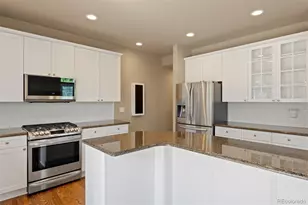 5704 Jasper Pointe Cir, Castle Rock, CO 80108 - Photo 11