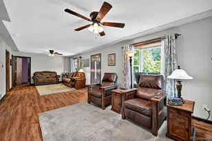 10571 Parfet Ct, Broomfield, CO 80021 - Photo 3