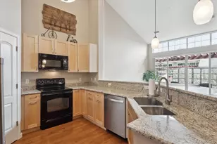 8638 Gold Peak Dr, Highlands Ranch, CO 80130 - Photo 5