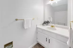 1837 S Pitkin Cir, Aurora, CO 80017 - Photo 31