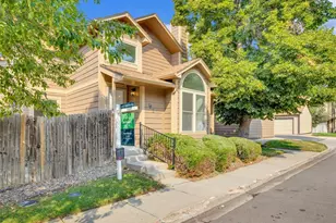 1837 S Pitkin Cir, Aurora, CO 80017 - Photo 5