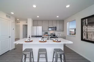 46506 Avery Ln, Bennett, CO 80102 - Photo 5