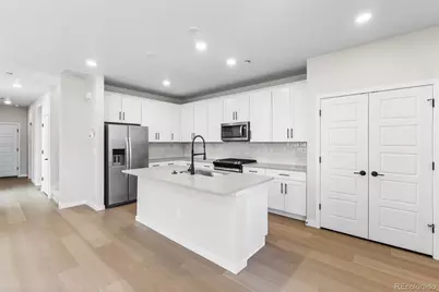 6237 N Nepal Street, Aurora, CO 80019 - Photo 3