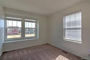 6253 N Liverpool St, Aurora, CO 80019 - Photo 15