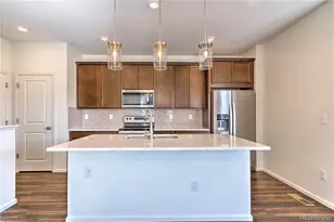6253 N Liverpool St, Aurora, CO 80019 - Photo 5