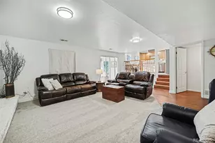 7197 S Fairfax Ct, Centennial, CO 80122 - Photo 9