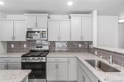 736 N Carrie Court, Watkins, CO 80137 - Photo 11