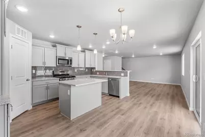 736 N Carrie Court, Watkins, CO 80137 - Photo 13