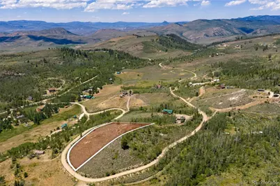 205 Gcr 2416, Kremmling, CO 80459 - Photo 3