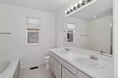 18978 E Crestridge Circle, Aurora, CO 80015 - Photo 29