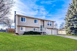 413 Skyway Dr, Fort Collins, CO 80525 - Photo 3