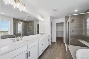 25131 E Evans Dr, Aurora, CO 80018 - Photo 15