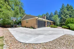 11835 Swadley Dr, Lakewood, CO 80215 - Photo 3