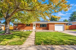 8561 E Briarwood Blvd, Centennial, CO 80112 - Photo 1